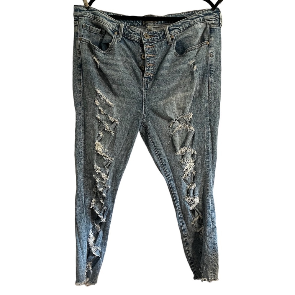 Torrid Womens Jeans Size 18R Distressed Faded Ripped Ankle Skinny Med Wash
